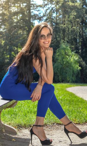 Purely Tanya Pruhonice Park Blue outfit 11c