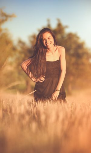 photographer prague photo sesions sessions photosessions pose happy smile woman lady mother sun sunset joy photograpgy lovers love memories