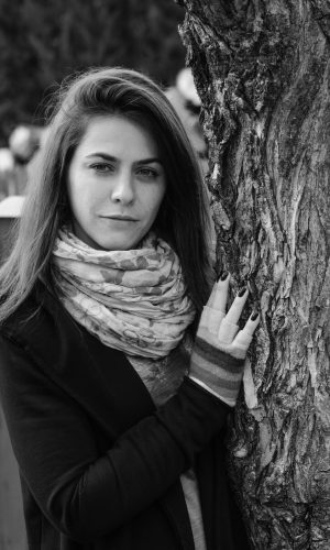 woman portrait closeup scarf wood face romanian girl smile photography photosession brasov romania